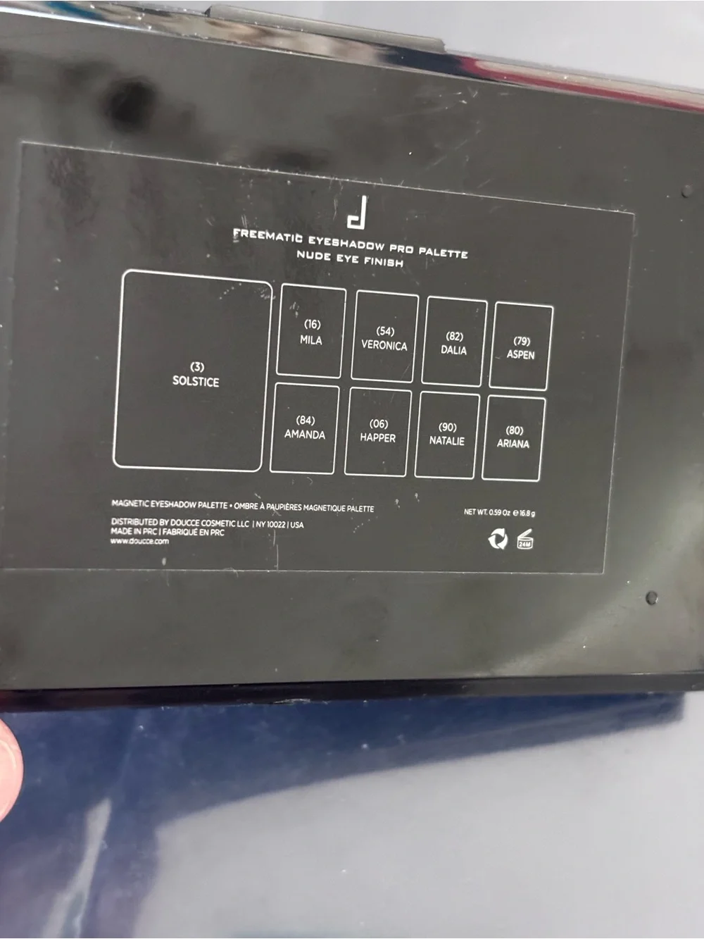 Doucce Sleek Black Compact Makeup Palette